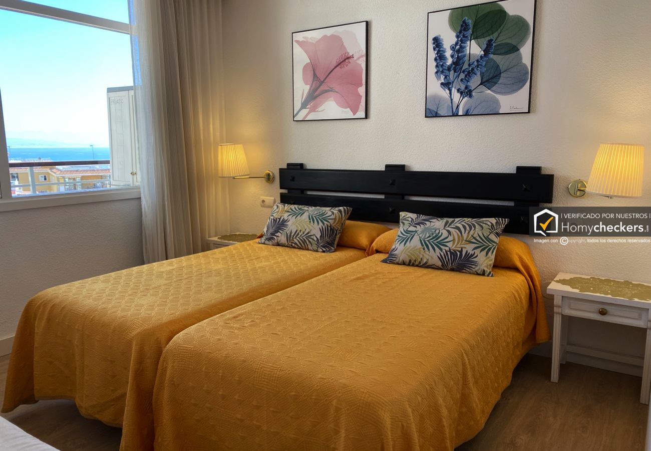 Apartamento en Torremolinos - HomyAT NOGALERA, CON PISCINA Y GARAJE, CENTRO TO